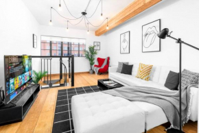 Loft Style Apartment - Near City Centre - Smart TV- WIFI - Parking - Top Rated - 3NT